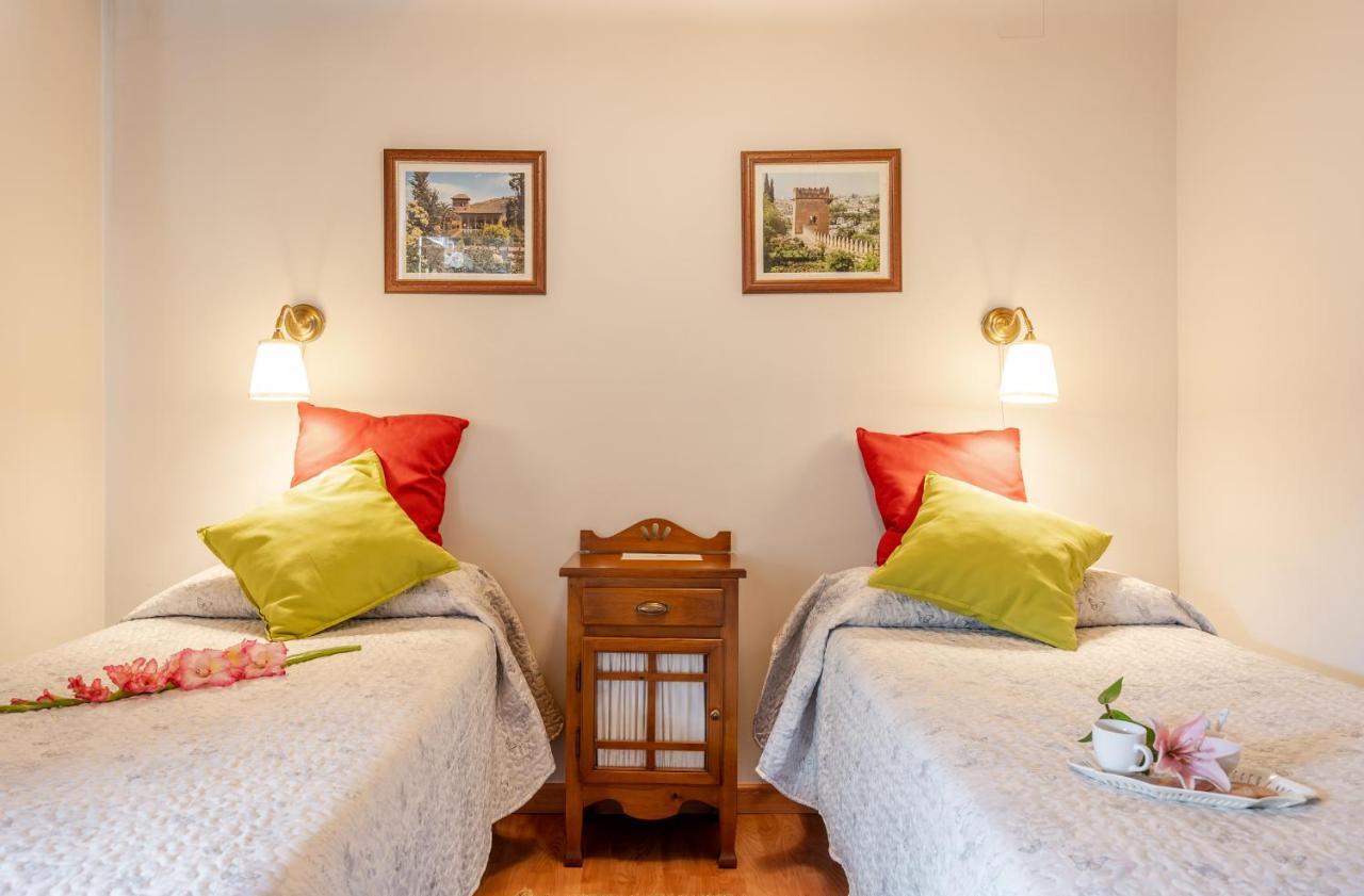 Senderos De La Alhambra Guest House ลาซูเบีย ภายนอก รูปภาพ